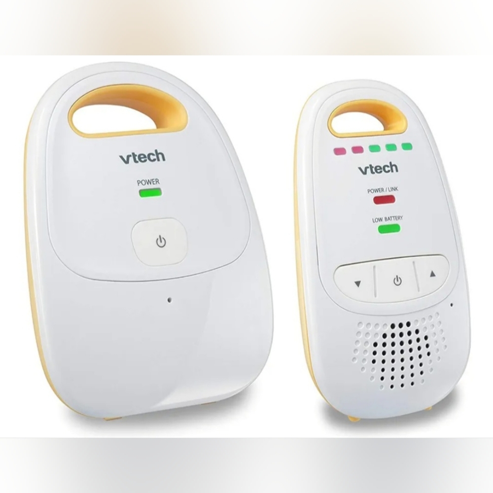 VTech DM111 Digital Audio Baby Monitor with One Parent Device, Wall and Battery